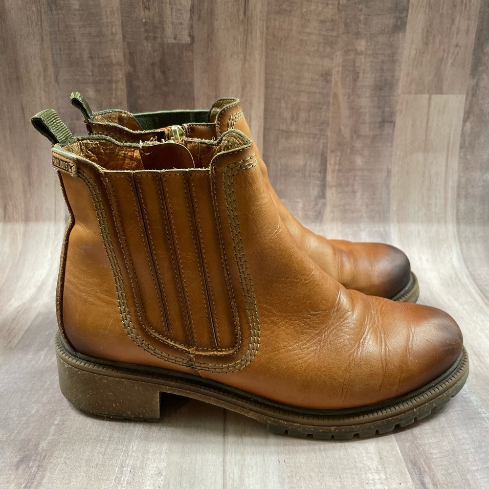 Cognac PIKOLINOS